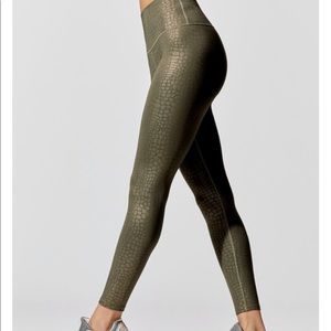 NWT Carbon38 crocodile foil leggings